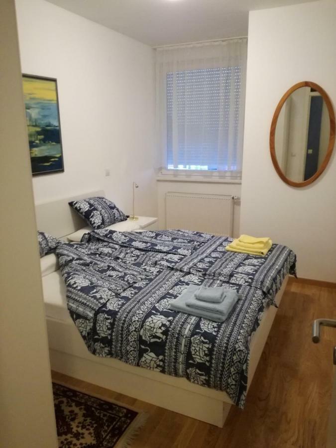 Apartman Ella Lägenhet Zagreb Exteriör bild